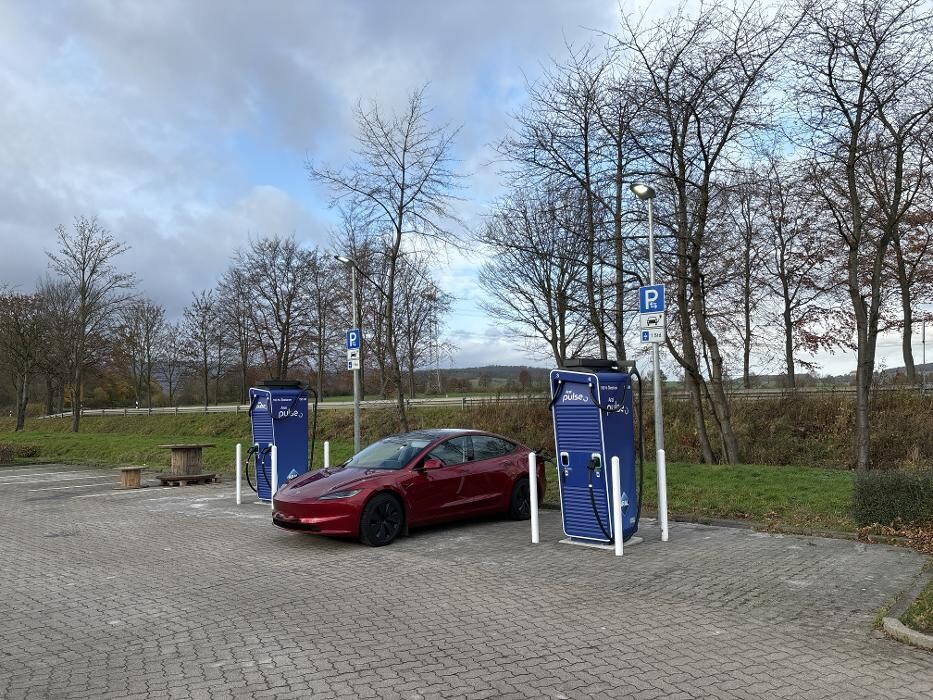 Bilder Aral pulse Ladestation