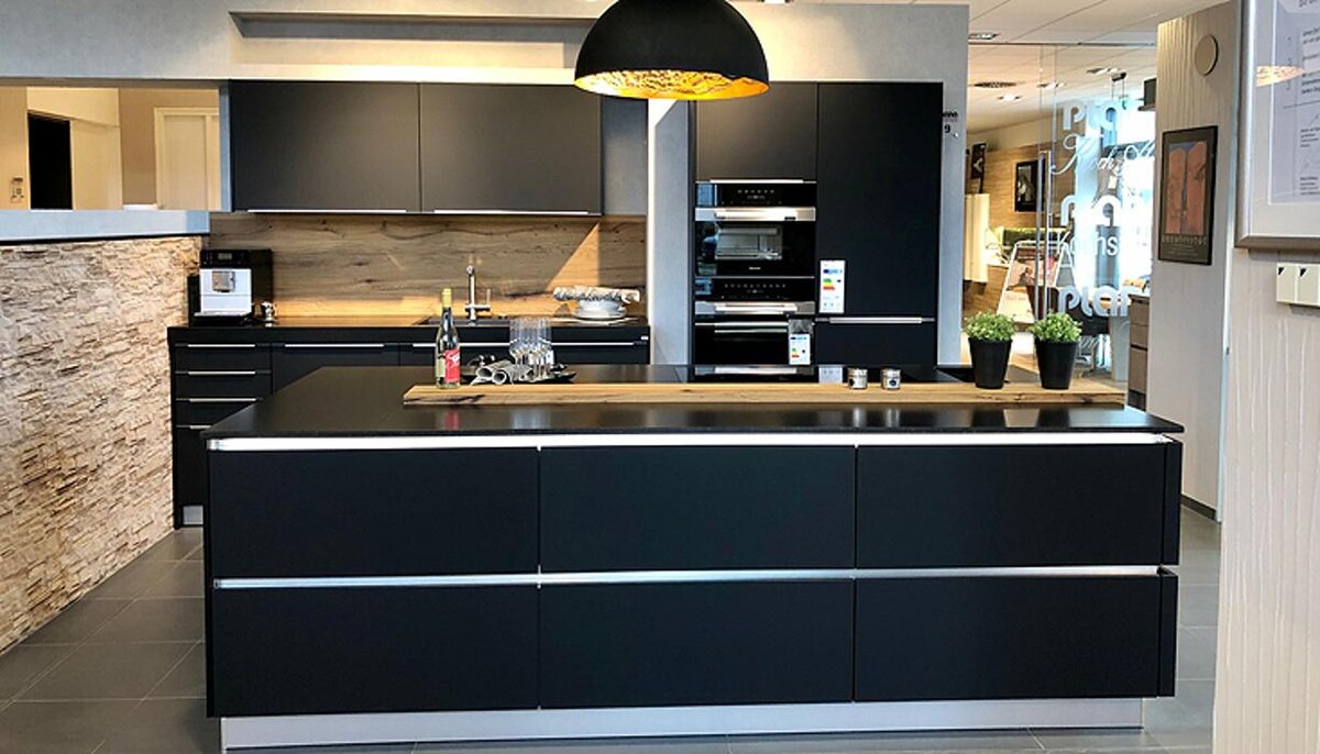 Bilder PLANA Küchenstudio Würzburg