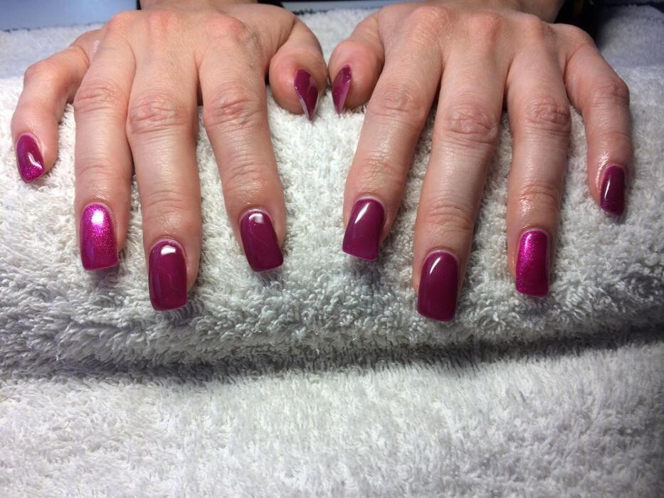 Bilder Nagelstudio Farbenfroh
