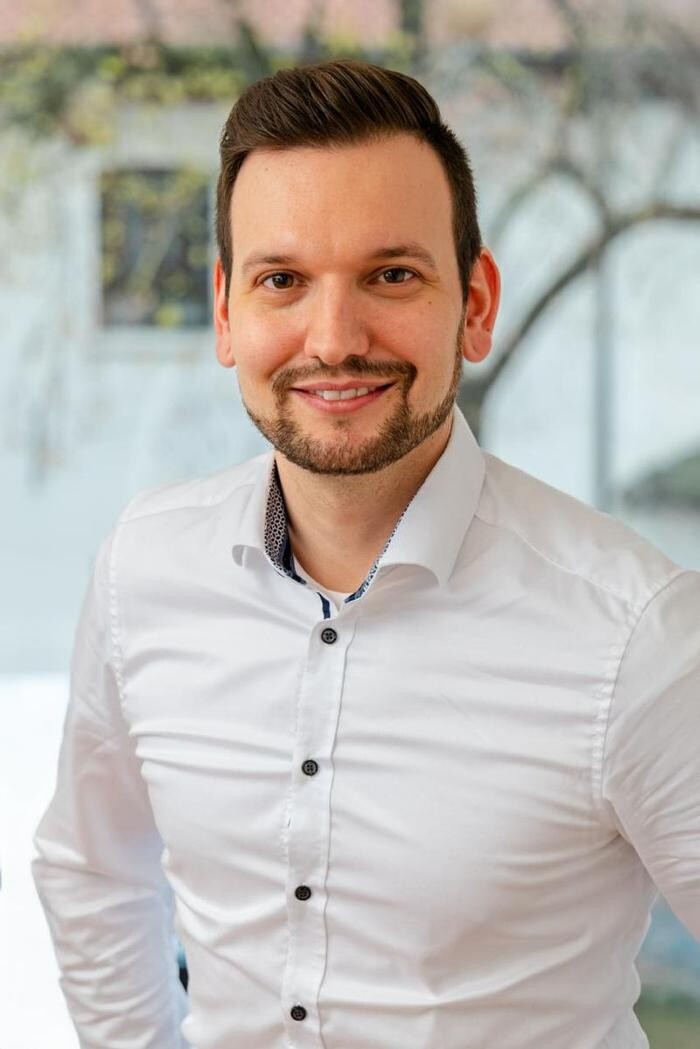 Bilder ERGO Versicherung Antonino Mille