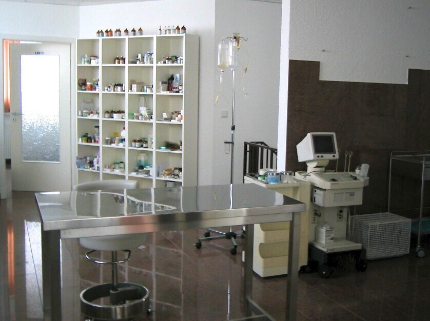 Bilder Tierarztpraxis Sperling, Klaus Sperling, Tierarzt