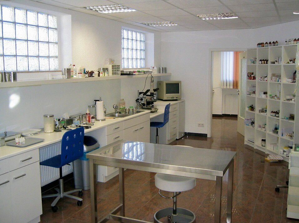 Bilder Tierarztpraxis Sperling, Klaus Sperling, Tierarzt