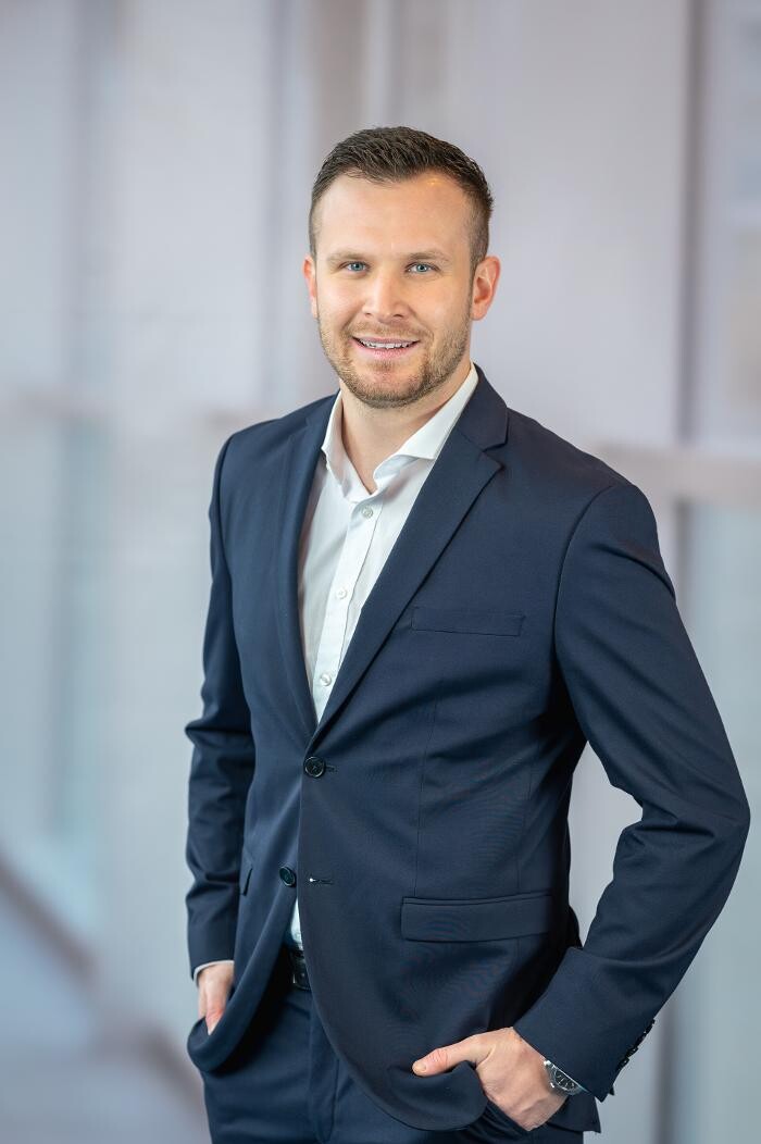 Bilder NÜRNBERGER Versicherung Miles Müller in Besigheim