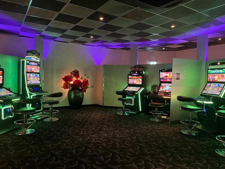Bilder MAGIC Spielhalle Germering