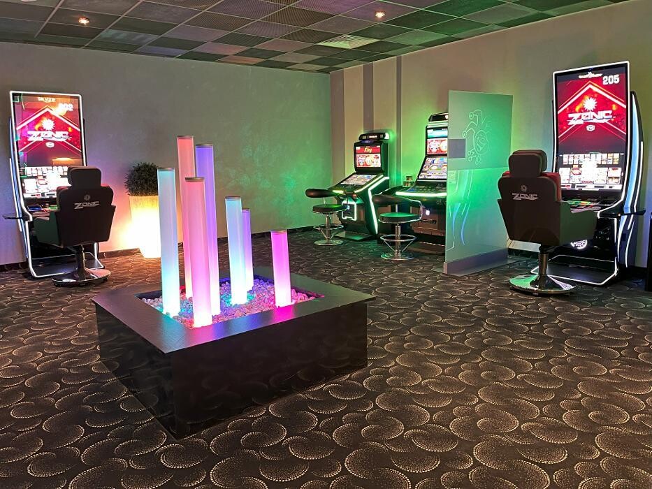 Bilder MAGIC Spielhalle Germering