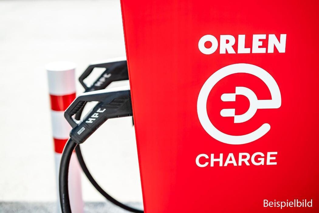 Bilder ORLEN CHARGE Ladestation