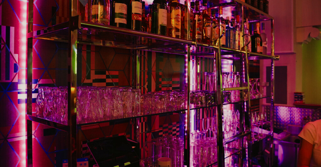 Bilder Noparadise Bar