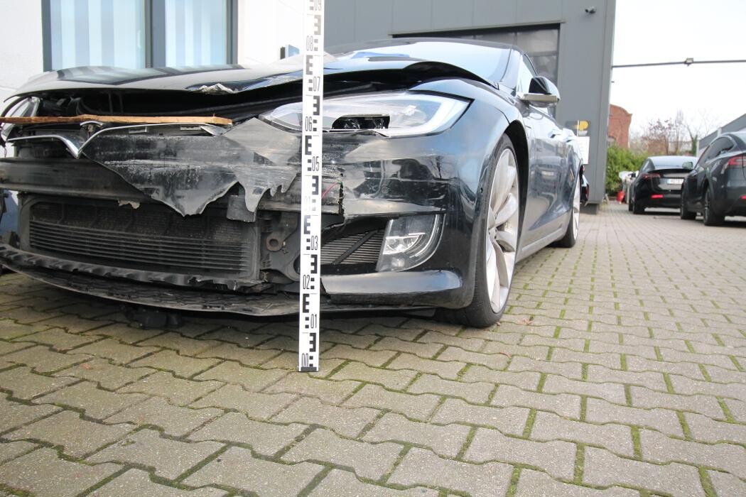 Bilder Dein KFZ Sachverständiger in Gelsenkirchen Buer - KFZ Sachverständiger & Auto Gutachter