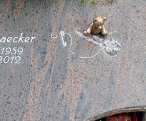 Bilder Hundhausen GbR - Grabmale