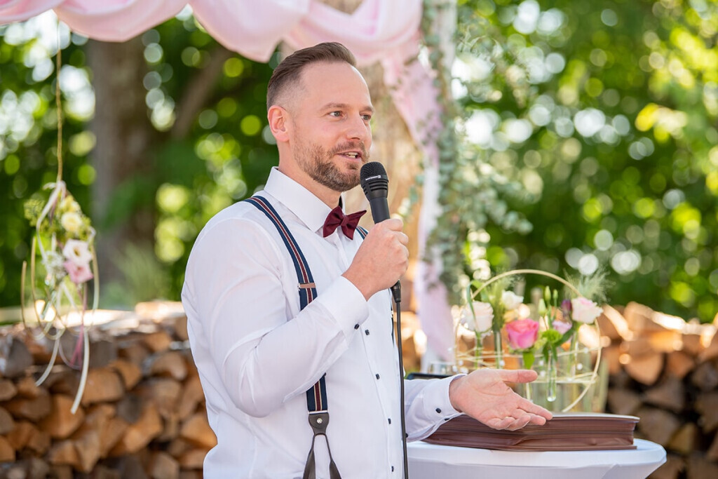 Bilder Freier Redner Tobias Broek
