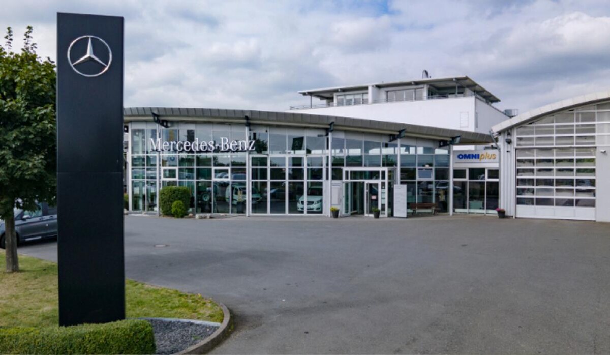 Bilder Mercedes-Benz, FUSO, IVECO, SETRA | Senger