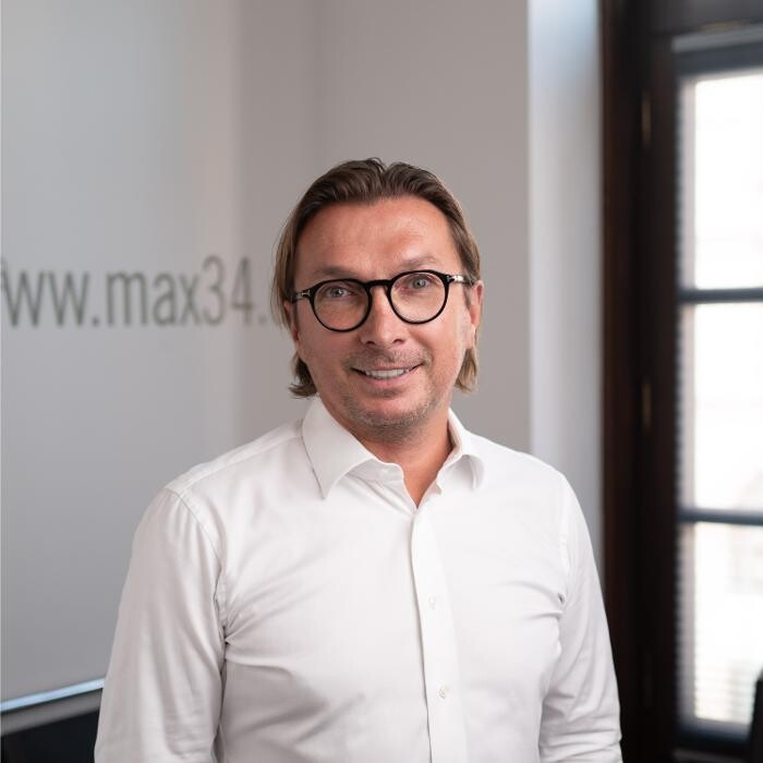 Bilder Max34 - Zahnarztpraxis Dr. Jürgen Pink | Kollegen - München