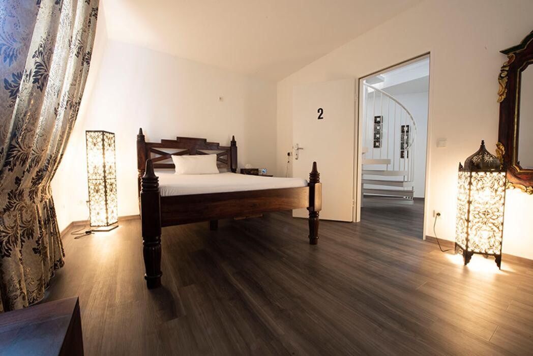 Bilder l'amour Suites Bordell