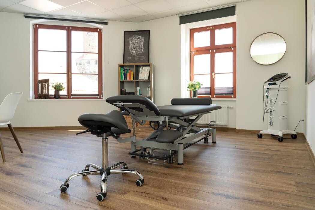 Bilder Physiotherapie & Osteopathie Marco Westergom