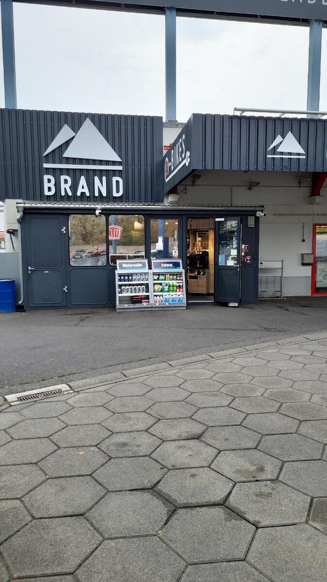 Bilder EXPRESS Tankstelle