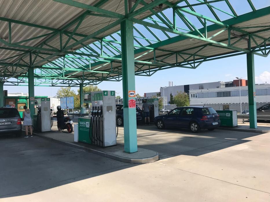 Bilder Tankstelle am Marktkauf