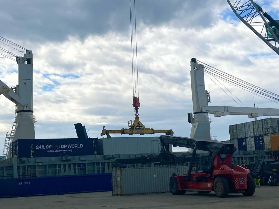 Bilder OSM OFFSHORE SUPPORT MUKRAN GmbH