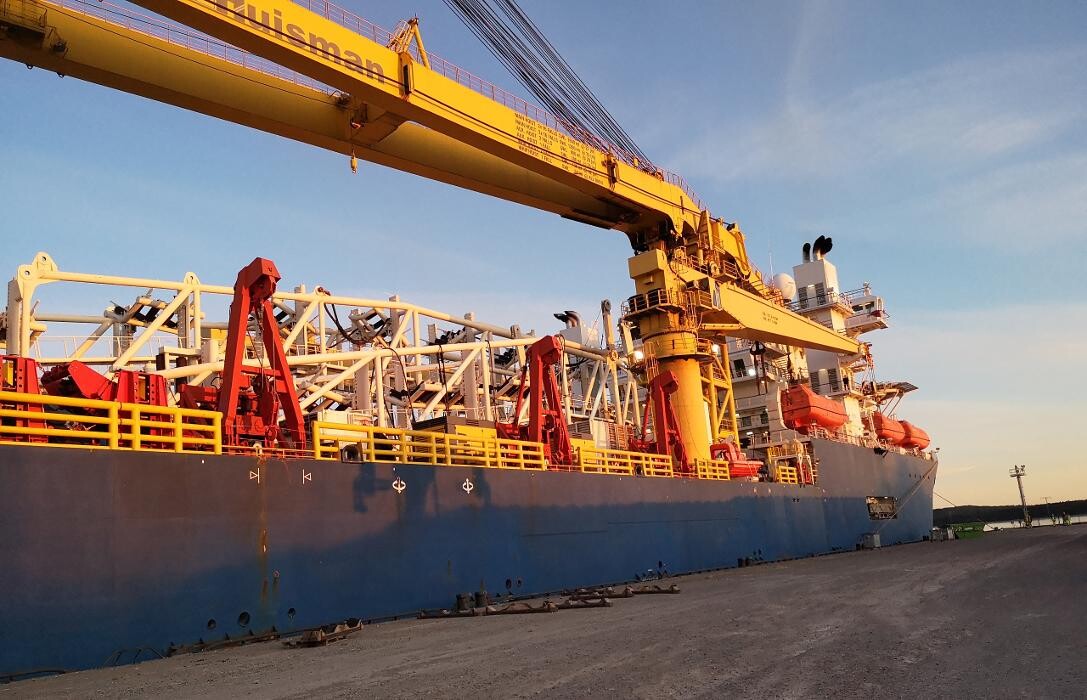 Bilder OSM OFFSHORE SUPPORT MUKRAN GmbH