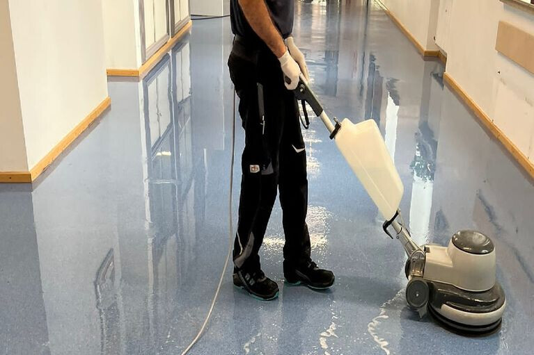 Bilder Gebrüder Gebäudereinigung