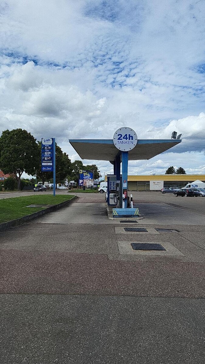 Bilder 24h Tankstelle