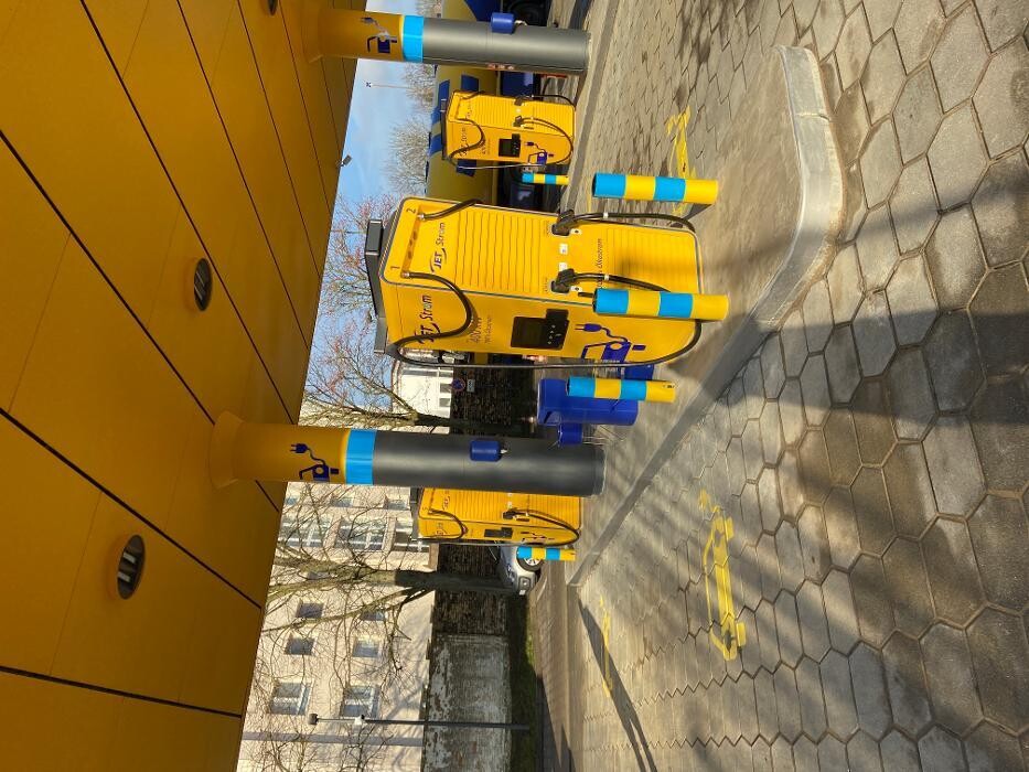 Bilder JET Ladestation