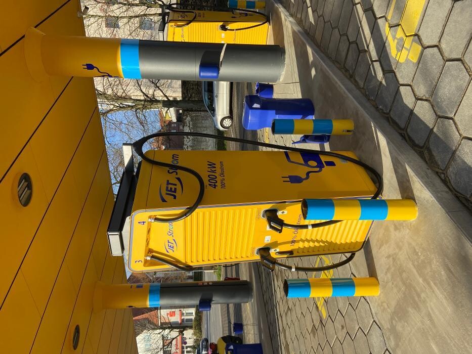 Bilder JET Ladestation