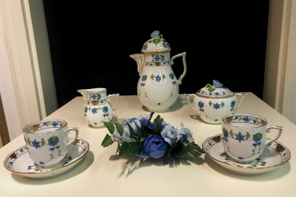 Bilder Hinter der Rosenhecke 64