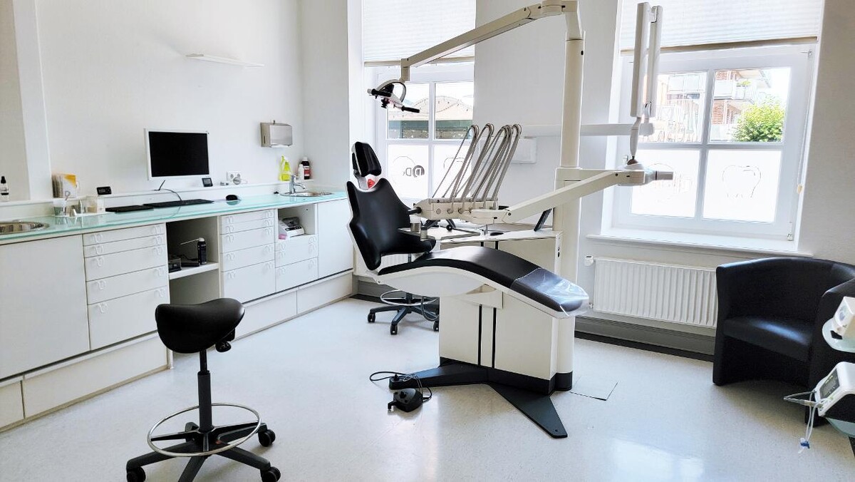 Bilder Zahnarztpraxis Norden | DDent Praxisverbund