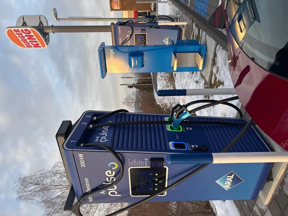 Bilder Aral pulse Ladestation