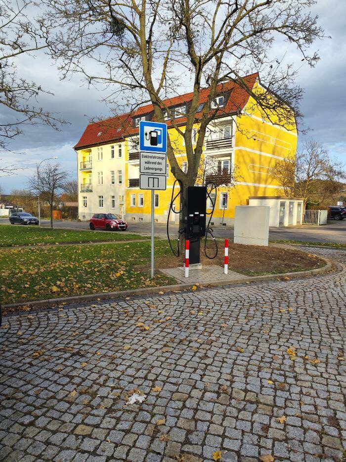 Bilder TEAG Mobil-Ladestation