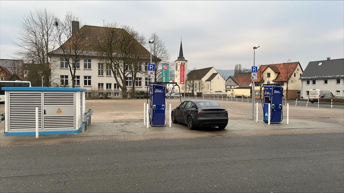 Bilder Aral pulse Ladestation