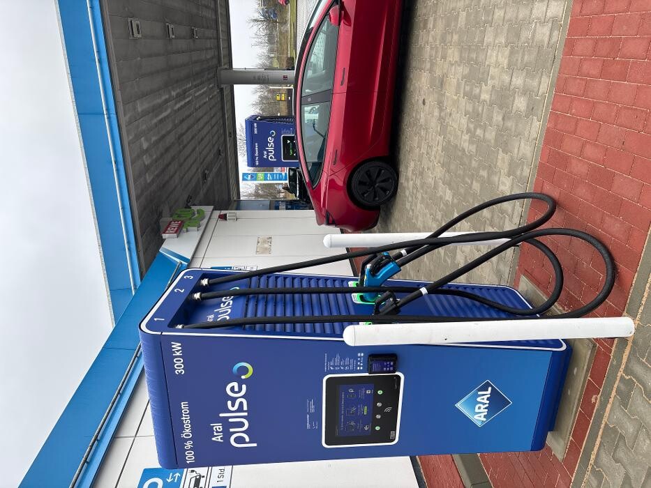Bilder Aral pulse Ladestation