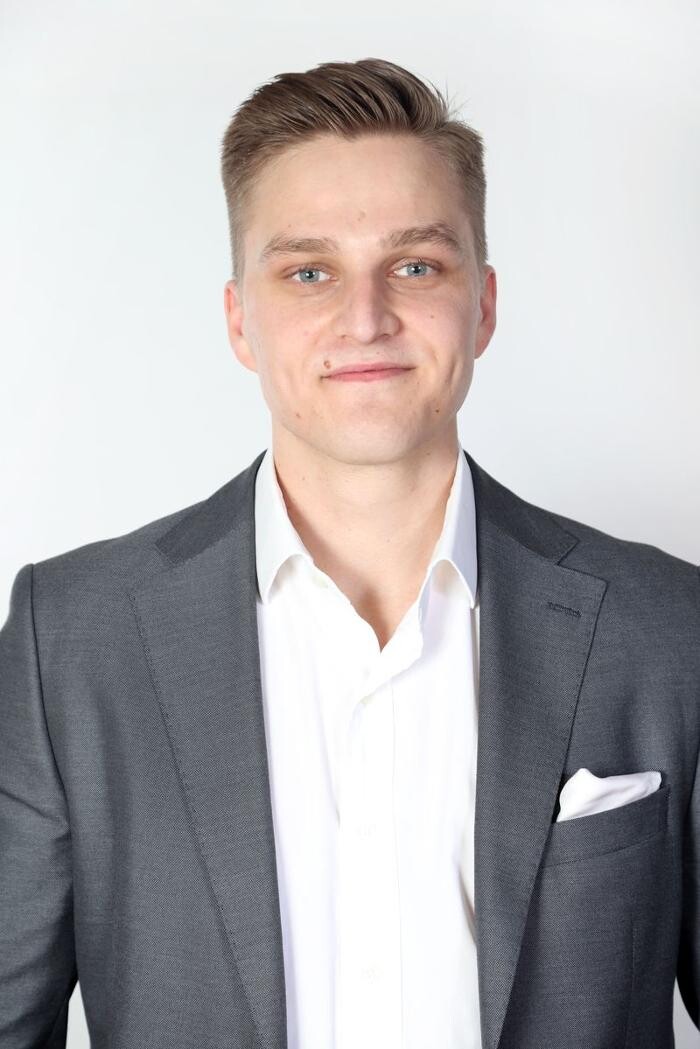 Bilder ERGO Versicherung Paul-Lennard Amling