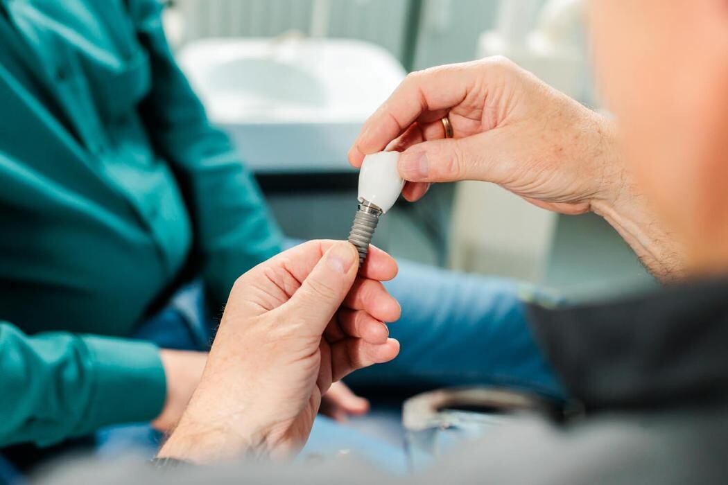 Bilder IMPLANTPRO | Zahnmedizin am EVK