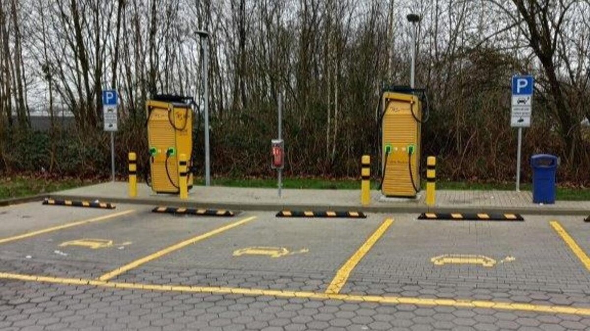 Bilder JET Ladestation