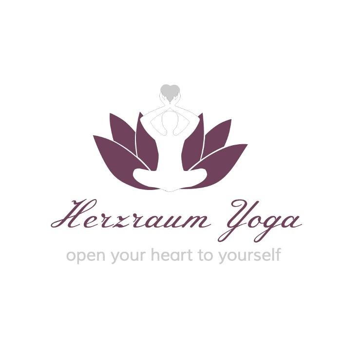 Herzraumyoga Logo