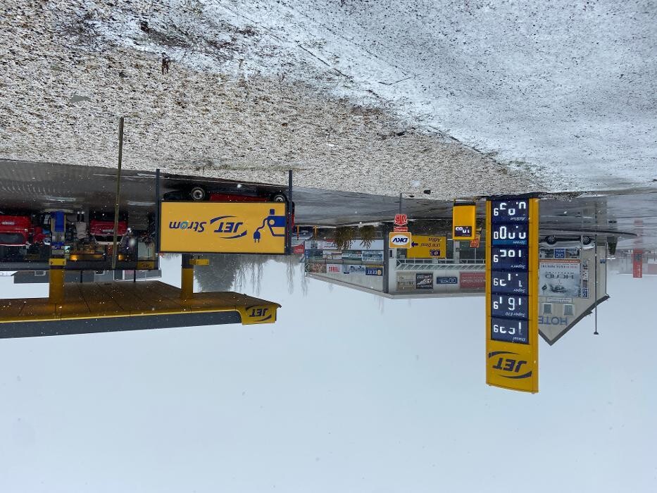 Bilder JET Ladestation