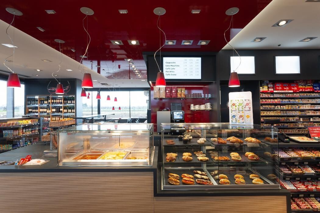 Bilder Q1 Tankstelle