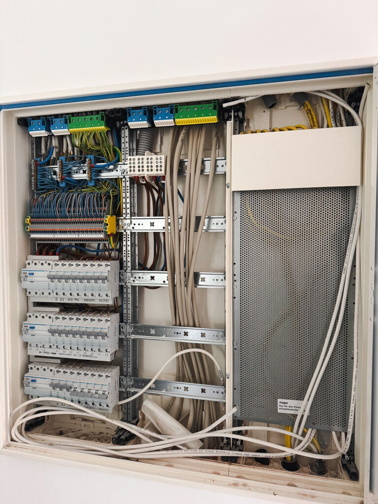 Bilder SST Elektrotechnik