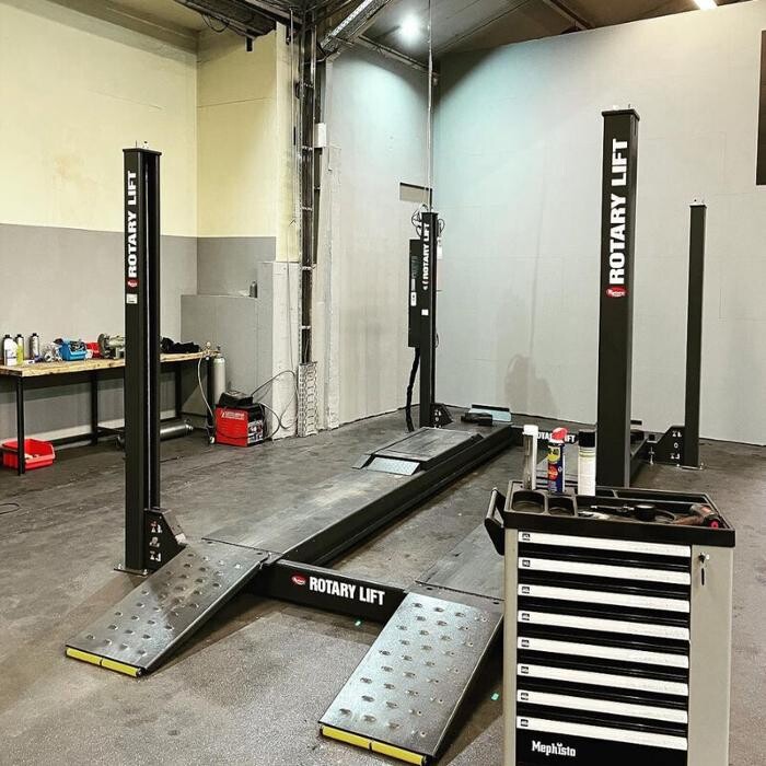 Bilder Mietwerkstatt SaninCars