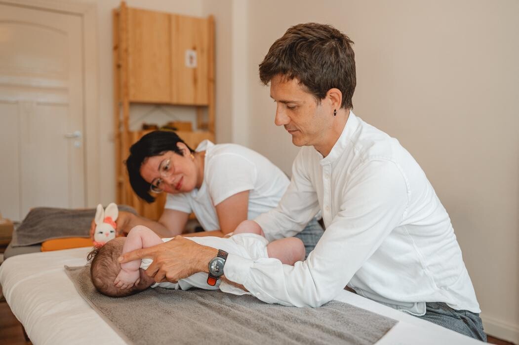 Bilder Osteopathie für Neugeborene, Kinder und Erwachsene - Christian Wengler