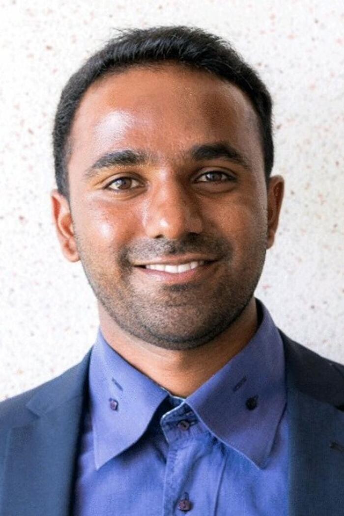 Bilder ERGO Pro Manjunath Yogihalli