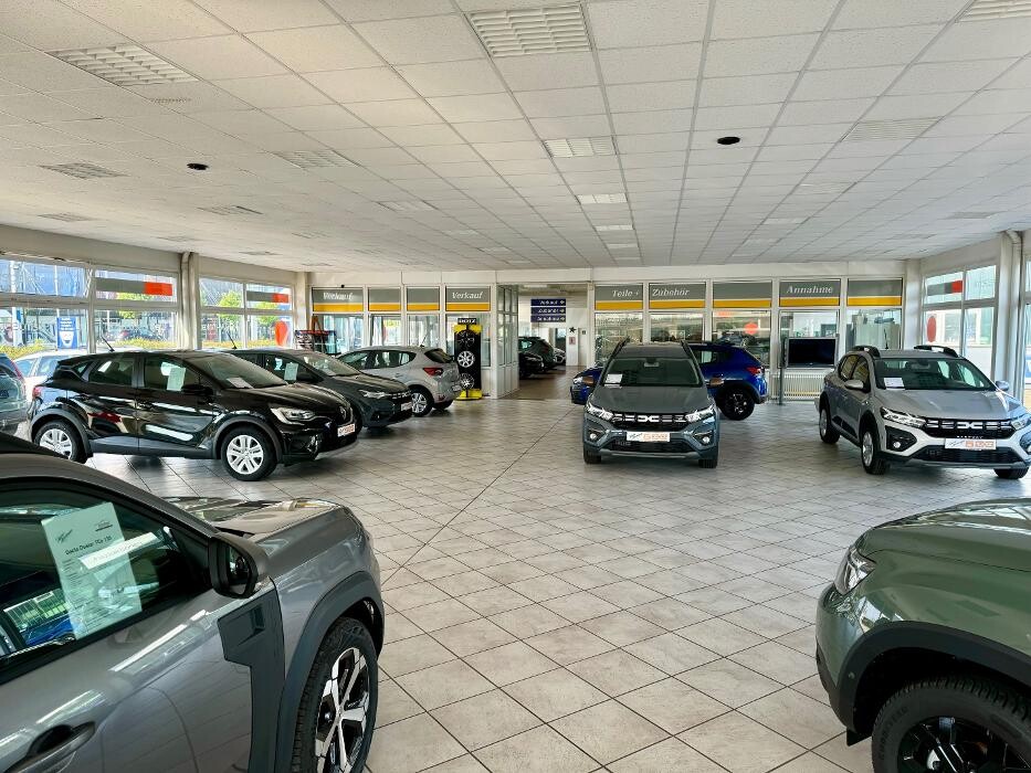 Bilder Auto Harmsen | TOP Markenspezialist für Dacia & Renault