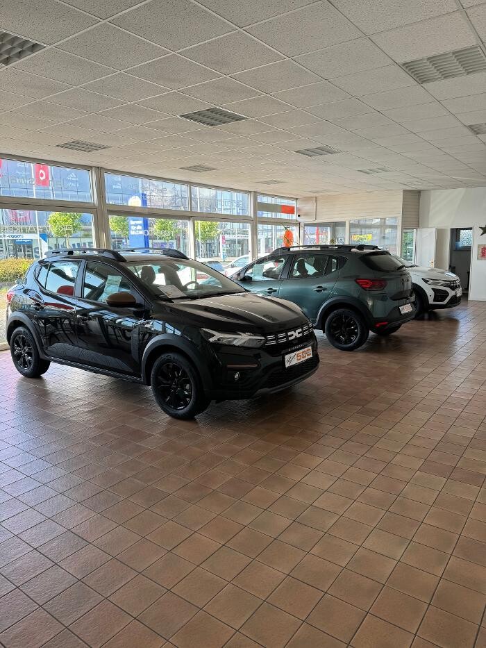 Bilder Auto Harmsen | TOP Markenspezialist für Dacia & Renault