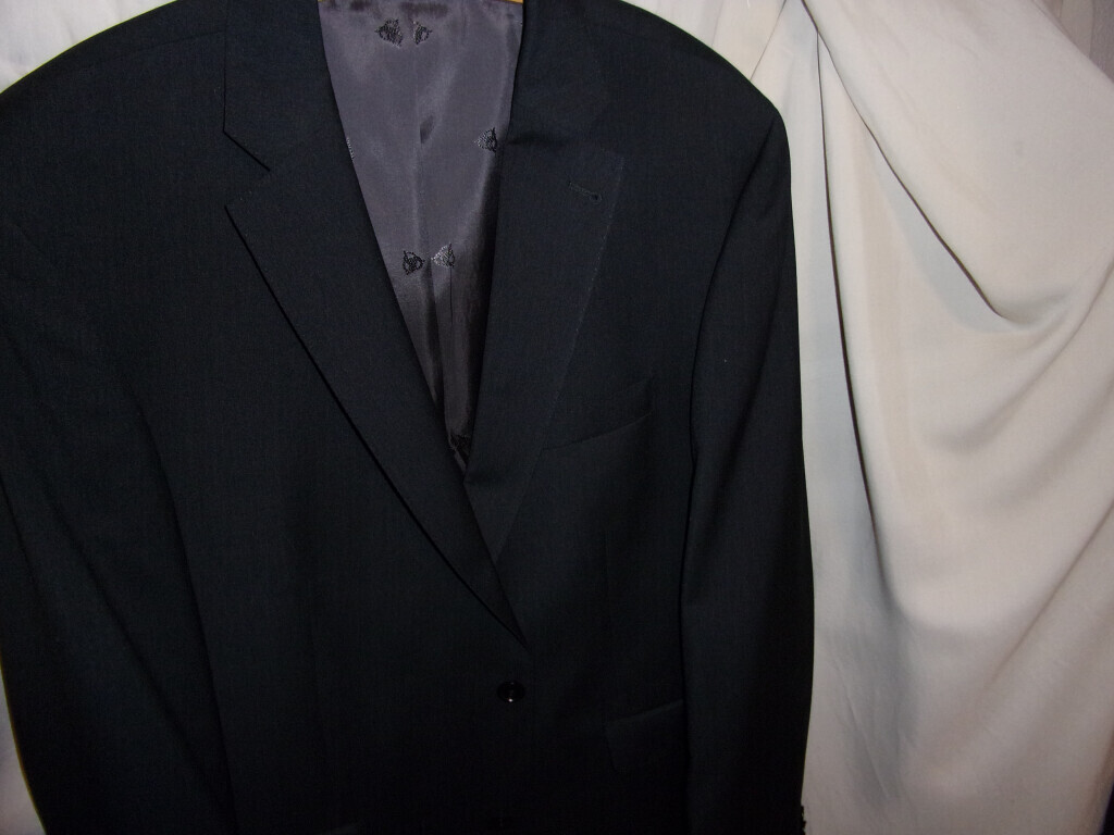 Bilder Kunststopferei Hiltmann - Kunststopfen und Reparatur von Strickkleidung und Businesskleidung