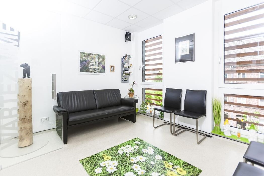 Bilder Herr Dr. med. Christoph M. Greb