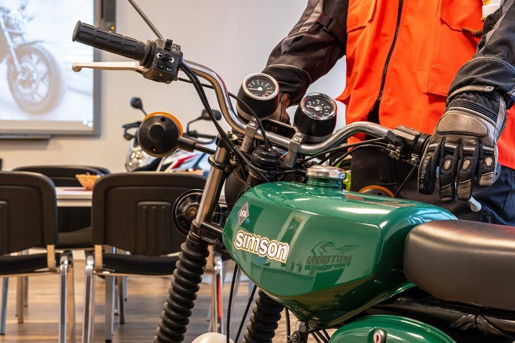 Bilder Motorrad Fahrschule Köln