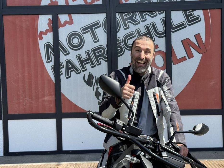 Bilder Motorrad Fahrschule Köln