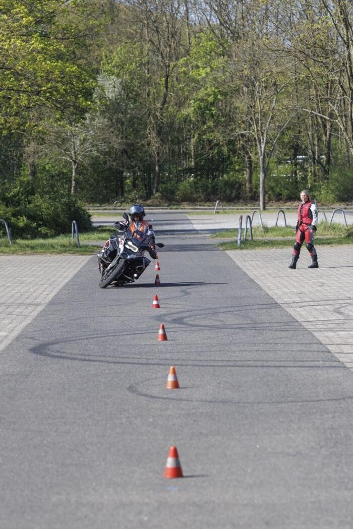Bilder Motorrad Fahrschule Köln