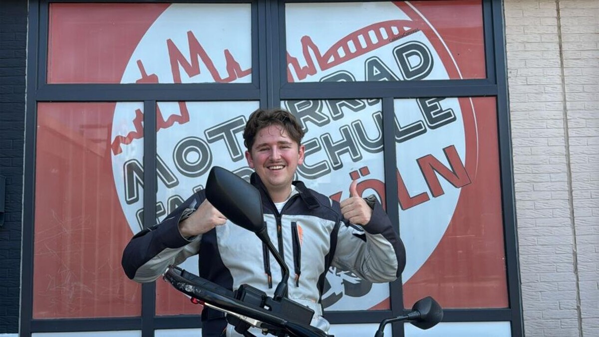 Bilder Motorrad Fahrschule Köln